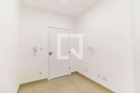 Sala/Cozinha de apartamento para alugar com 2 quartos, 33m² em Vila Brasil, São Paulo
