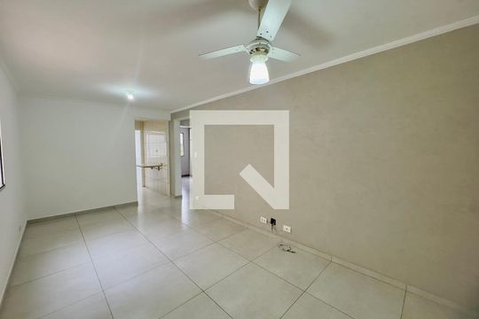 Sala de apartamento para alugar com 2 quartos, 68m² em Centro, Guarulhos