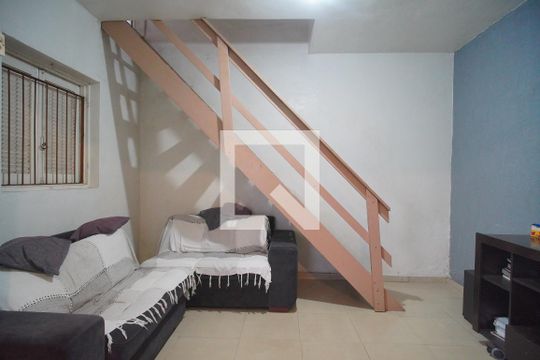 Casa à venda com 2 quartos, 77m² em Centro, Novo Hamburgo