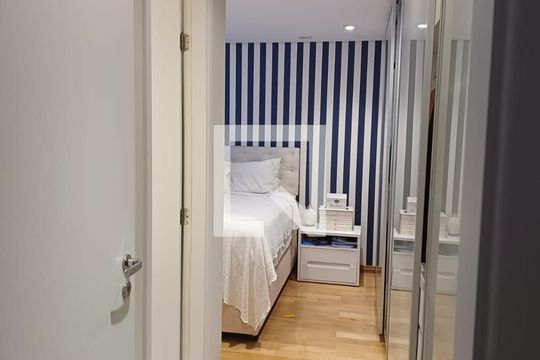 Corredor de apartamento à venda com 3 quartos, 143m² em Vila Mariana, São Paulo