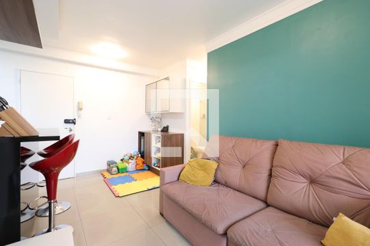 Sala de apartamento para alugar com 2 quartos, 62m² em Vila Ipojuca, São Paulo