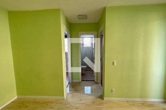Corredor de apartamento para alugar com 2 quartos, 50m² em Engenho Novo, Rio de Janeiro