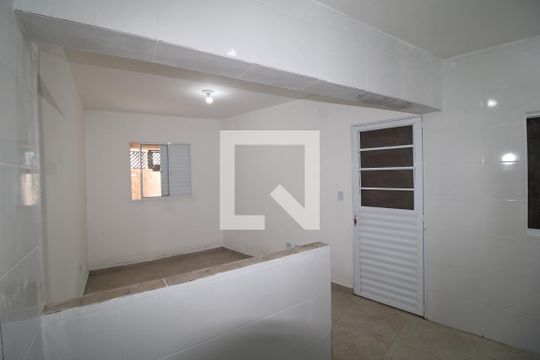 Sala / Cozinha de apartamento para alugar com 1 quarto, 24m² em Sítio do Mandaqui, São Paulo