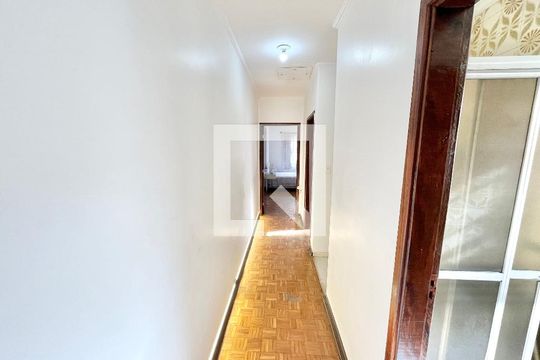 Corredor de casa à venda com 4 quartos, 185m² em Santana, São Paulo