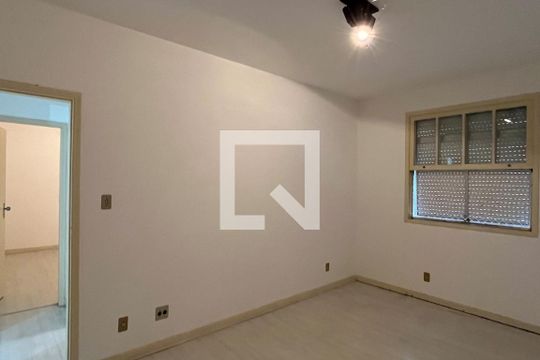 Quarto de apartamento para alugar com 2 quartos, 135m² em Boqueirão, Santos