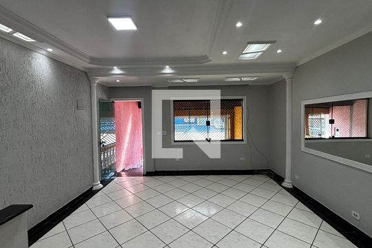 Sala de casa para alugar com 2 quartos, 110m² em Parque Oratório, Santo André