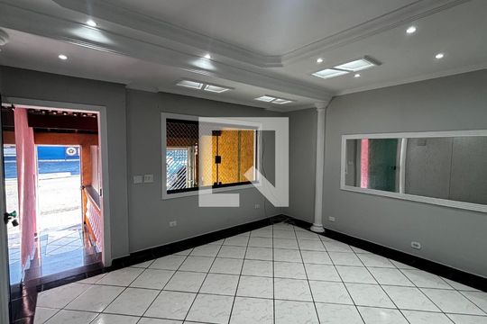 Sala de casa para alugar com 2 quartos, 110m² em Parque Oratório, Santo André