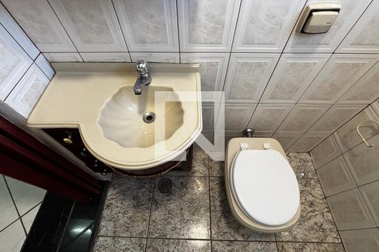Lavabo de casa para alugar com 2 quartos, 110m² em Parque Oratório, Santo André