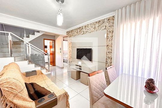 Apartamento à venda com 2 quartos, 105m² em Pedra Azul, Contagem