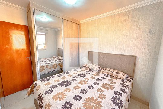 Apartamento à venda com 2 quartos, 105m² em Pedra Azul, Contagem