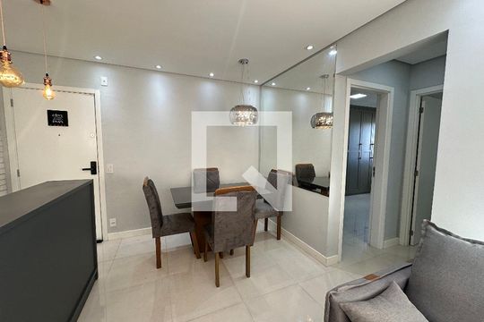 Sala de apartamento à venda com 2 quartos, 51m² em Centro, Barueri