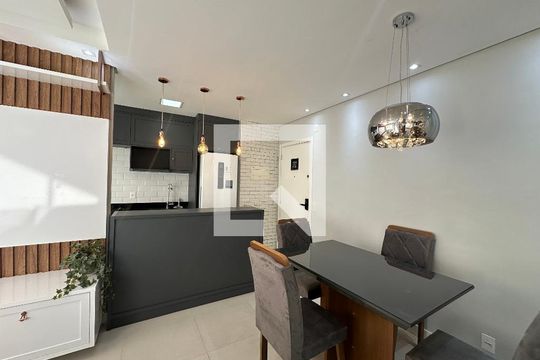 Sala de apartamento à venda com 2 quartos, 51m² em Centro, Barueri
