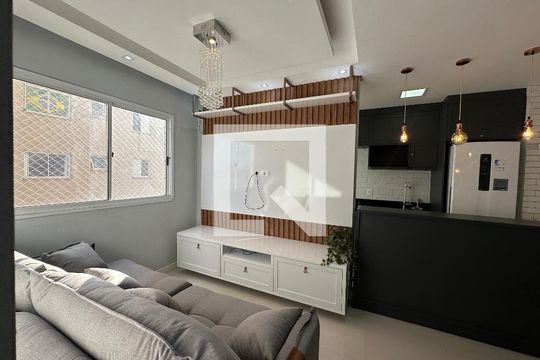 Sala de apartamento à venda com 2 quartos, 51m² em Centro, Barueri