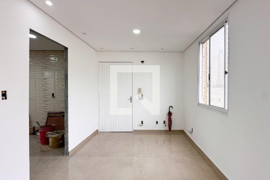 Sala de apartamento à venda com 2 quartos, 54m² em Jardim Olavo Bilac, São Bernardo do Campo