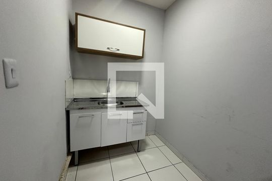 Sala/Cozinha de casa para alugar com 1 quarto, 38m² em Parque Viana, Barueri