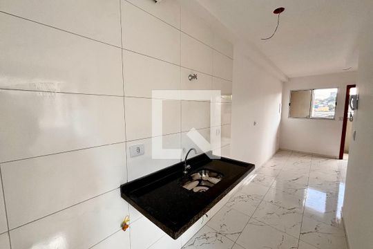 Cozinha de apartamento à venda com 2 quartos, 37m² em Vila Guilhermina, São Paulo