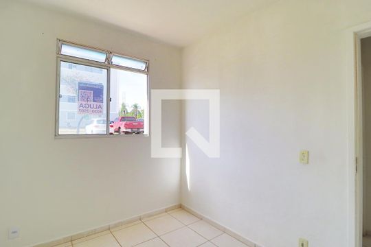Quarto 2 de apartamento para alugar com 2 quartos, 50m² em Shopping Park, Uberlândia