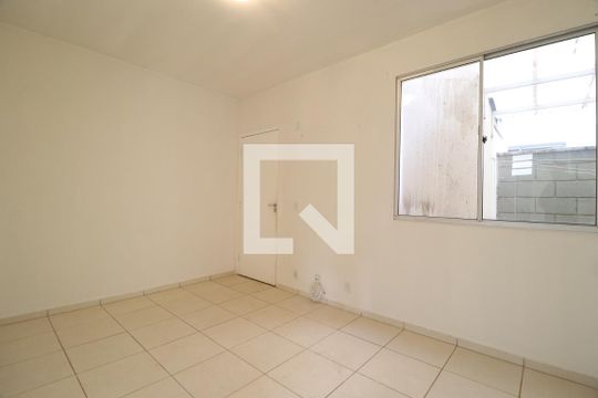 Sala de apartamento para alugar com 2 quartos, 50m² em Shopping Park, Uberlândia