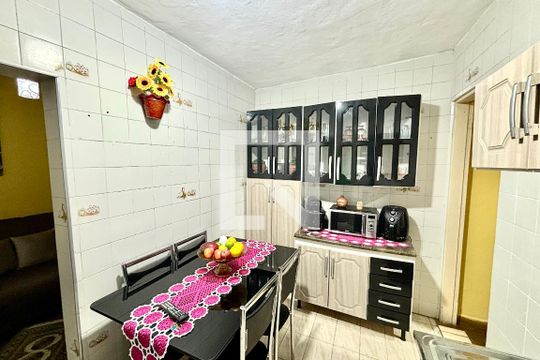 Cozinha de casa à venda com 6 quartos, 210m² em Cidade Líder, São Paulo