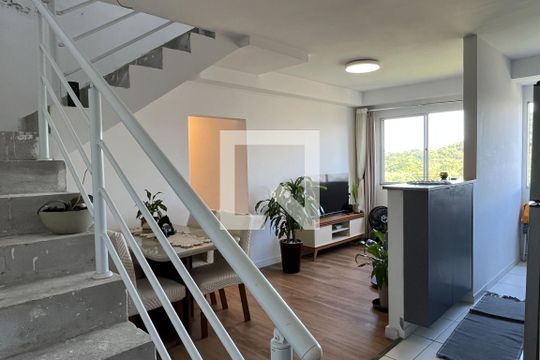 Sala de apartamento para alugar com 3 quartos, 122m² em Morro Nova Cintra, Santos