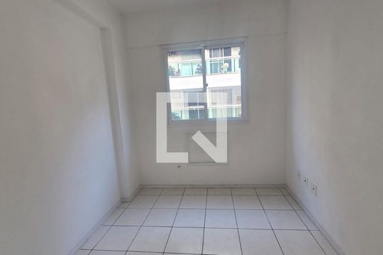 Quarto de apartamento à venda com 2 quartos, 50m² em Santíssimo, Rio de Janeiro