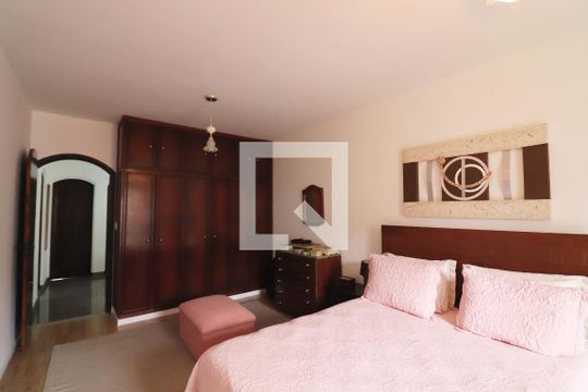 Suíte de casa à venda com 3 quartos, 228m² em Parque Terra Nova Ii, São Bernardo do Campo