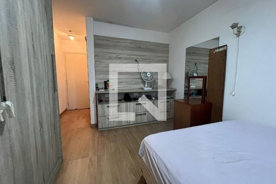 Quarto de casa à venda com 4 quartos, 202m² em Parque Jabaquara, São Paulo