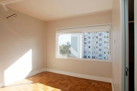 Quarto 1 Suíte de apartamento à venda com 3 quartos, 140m² em Bom Fim, Porto Alegre
