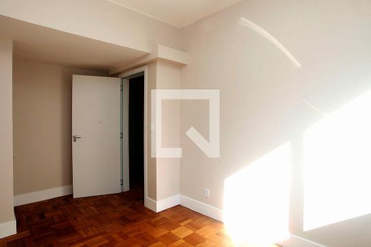 Quarto 2 de apartamento à venda com 3 quartos, 140m² em Bom Fim, Porto Alegre