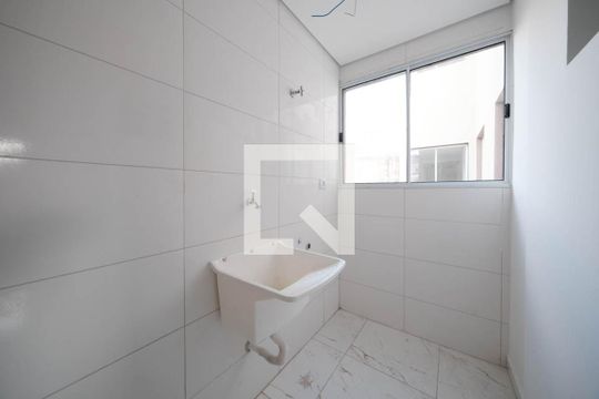 Sala/Cozinha de apartamento à venda com 2 quartos, 37m² em Vila Guilhermina, São Paulo