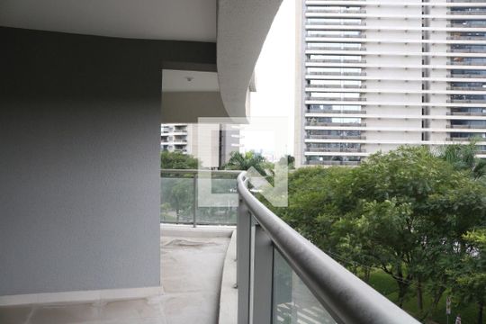 Varanda de apartamento à venda com 3 quartos, 136m² em Água Branca, São Paulo
