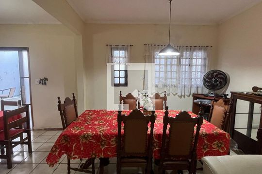 Casa à venda com 3 quartos, 275m² em Chácara da Barra, Campinas