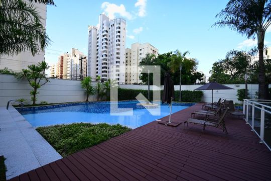 Apartamento à venda com 4 quartos, 162m² em Setor Bueno, Goiânia