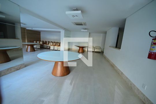 Apartamento à venda com 4 quartos, 162m² em Setor Bueno, Goiânia