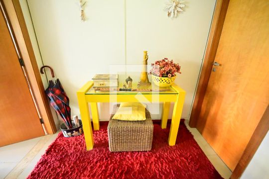 Apartamento à venda com 4 quartos, 162m² em Setor Bueno, Goiânia