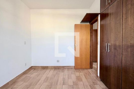 Apartamento à venda com 2 quartos, 150m² em Itamarati, Belo Horizonte