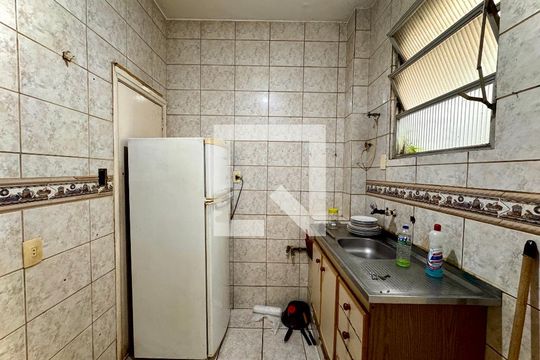 Cozinha de apartamento à venda com 2 quartos, 67m² em Botafogo, Rio de Janeiro