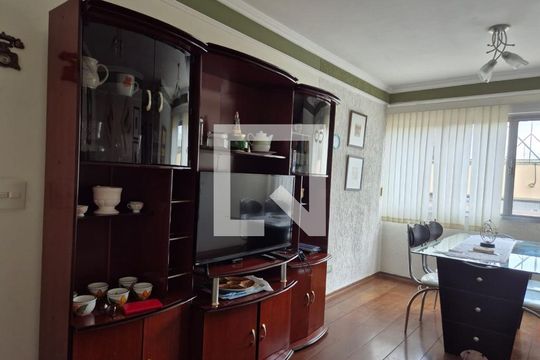 Sala de apartamento para alugar com 2 quartos, 80m² em Vila Gumercindo, São Paulo