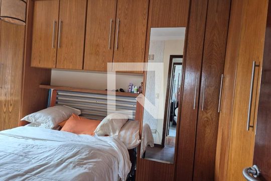 Quarto de apartamento para alugar com 2 quartos, 80m² em Vila Gumercindo, São Paulo