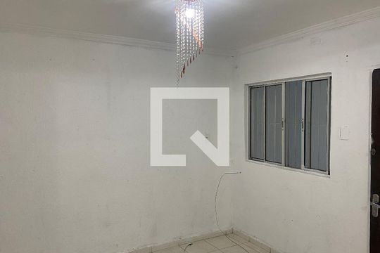 Sala de casa para alugar com 3 quartos, 120m² em Vila Yolanda, Osasco