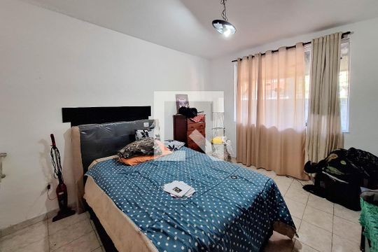 Quarto 2 de casa à venda com 3 quartos, 120m² em Matapaca, Niterói