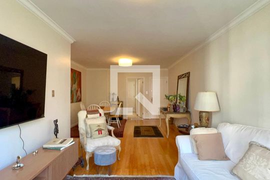 Sala de TV de apartamento para alugar com 3 quartos, 141m² em Jardim Paulista, São Paulo