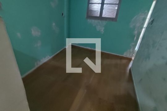 Casa para alugar com 1 quarto, 40m² em Parque Moderno, Duque de Caxias