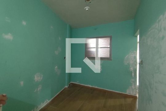 Casa para alugar com 1 quarto, 40m² em Parque Moderno, Duque de Caxias