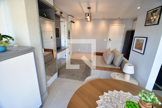 Apartamento para alugar com 1 quarto, 40m² em Cambuí, Campinas