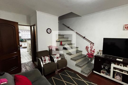 Sala de casa à venda com 2 quartos, 108m² em Santa Terezinha, Santo André