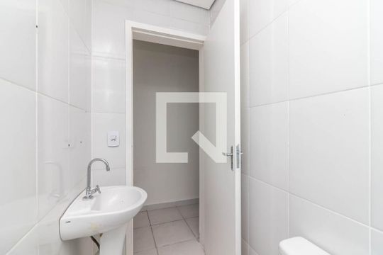 Banheiro de casa para alugar com 1 quarto, 35m² em Imirim, São Paulo