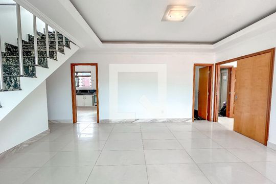 Apartamento para alugar com 4 quartos, 364m² em São José, Belo Horizonte