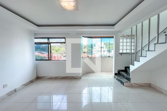 Apartamento para alugar com 4 quartos, 364m² em São José, Belo Horizonte