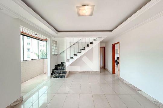 Apartamento para alugar com 4 quartos, 364m² em São José, Belo Horizonte